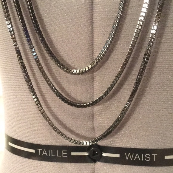 Gorgeous Necklace- three strands - Picture 4 of 7